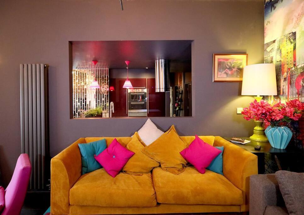 Elegant Norwich Apartment In The Lanes W Parking Exterior photo