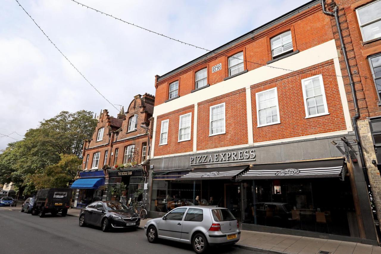 Elegant Norwich Apartment In The Lanes W Parking Exterior photo